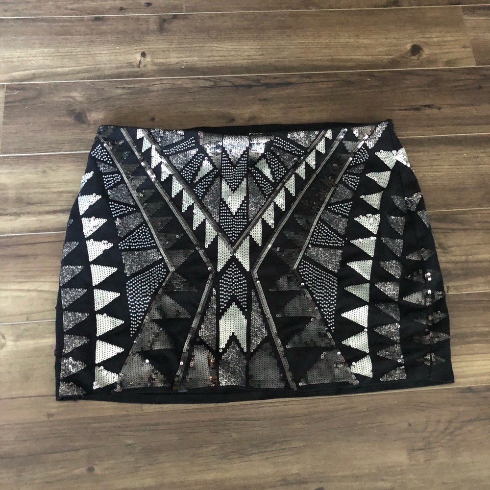 Express sequin skirt